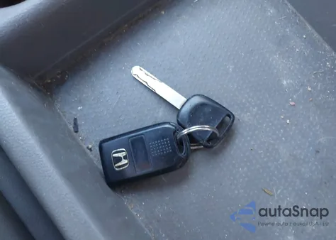 2010 Honda Odyssey Ex-L from USA, damaged, VIN 5FNRL3H67AB065715